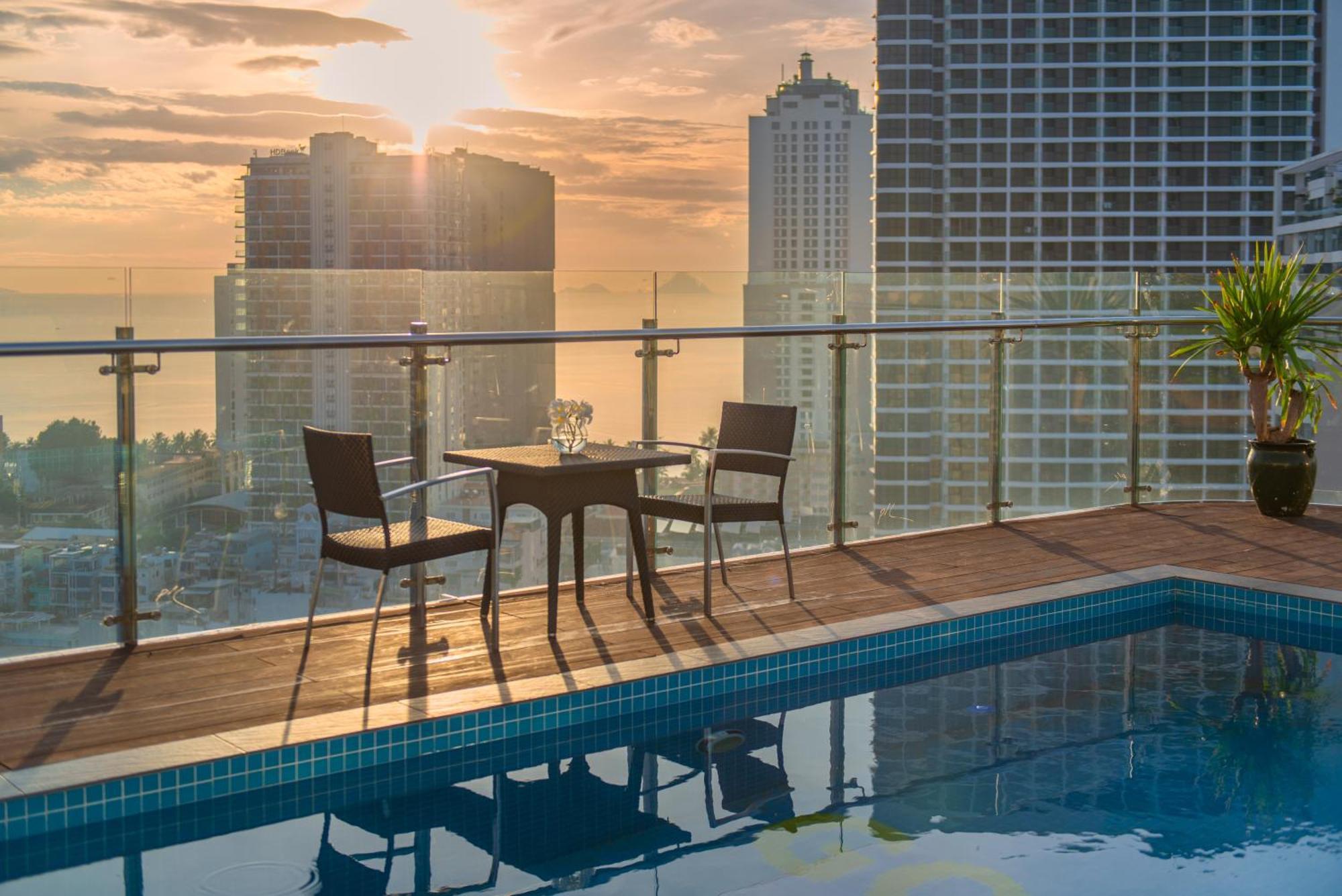 Goldcoast Hotel Nha Trang Exterior photo