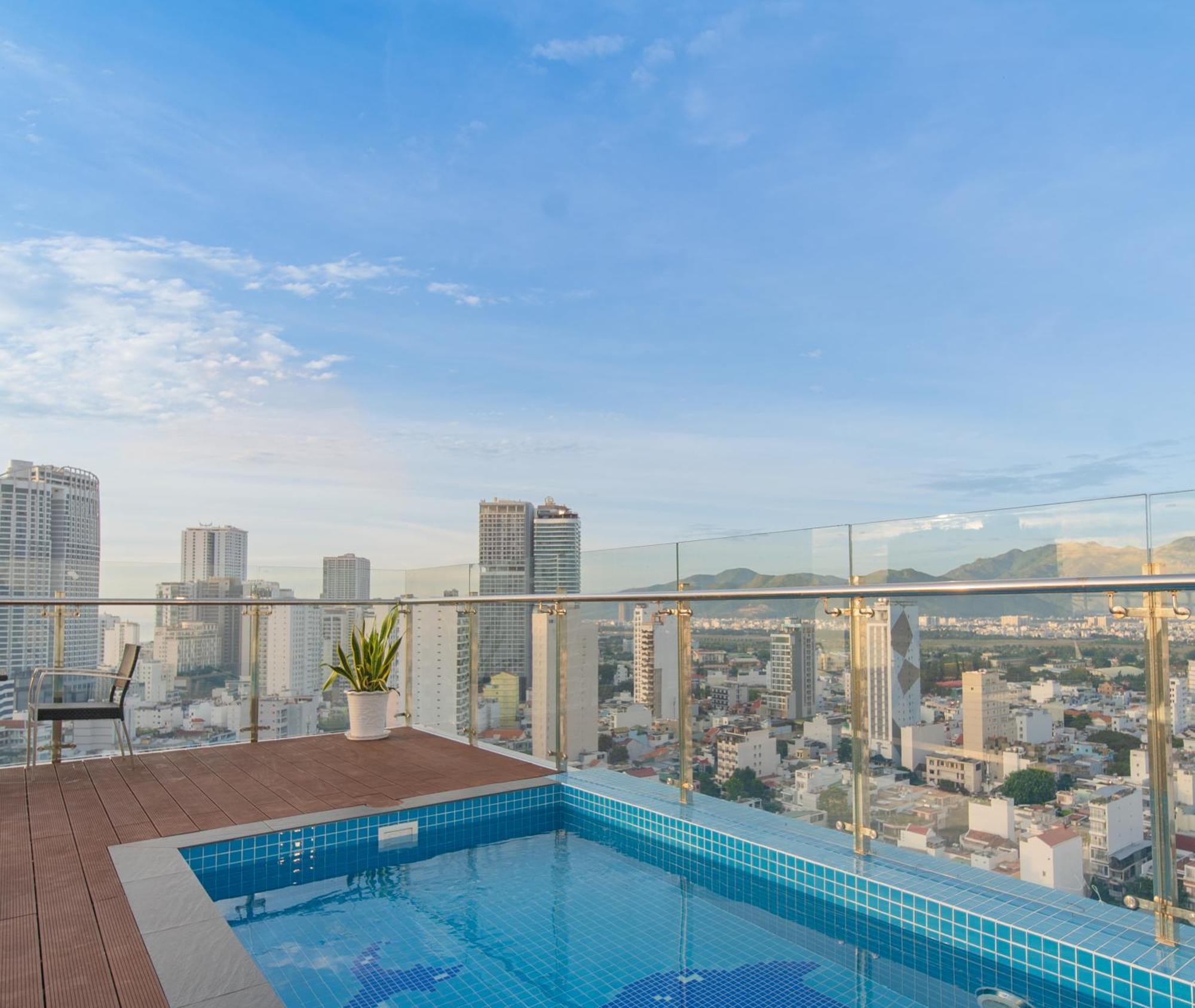 Goldcoast Hotel Nha Trang Exterior photo