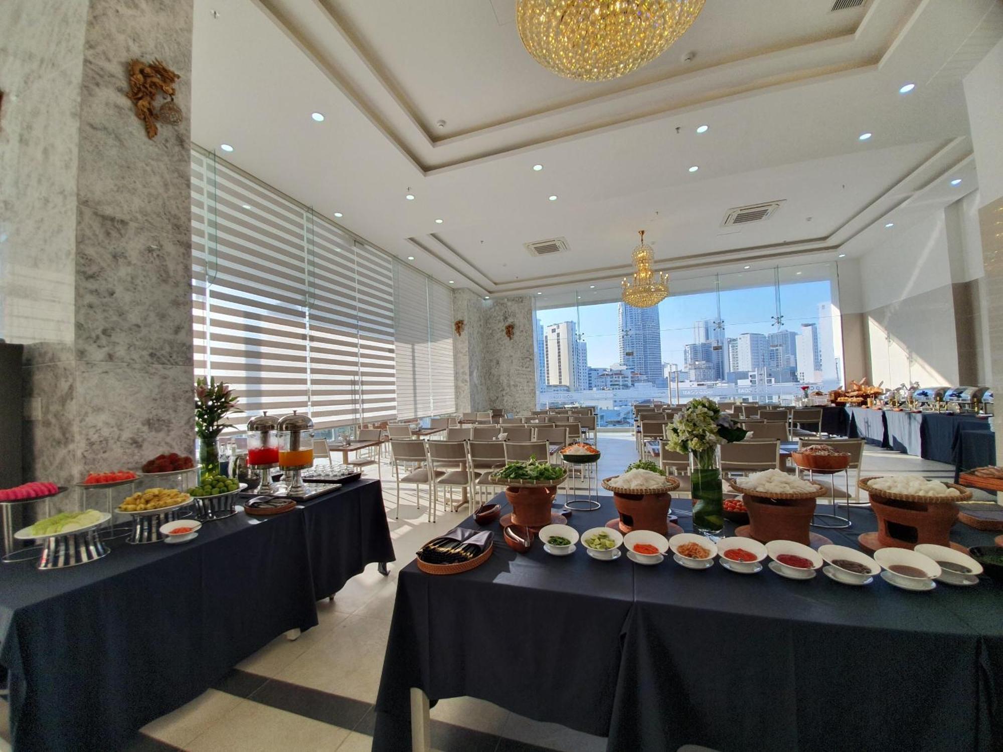 Goldcoast Hotel Nha Trang Exterior photo